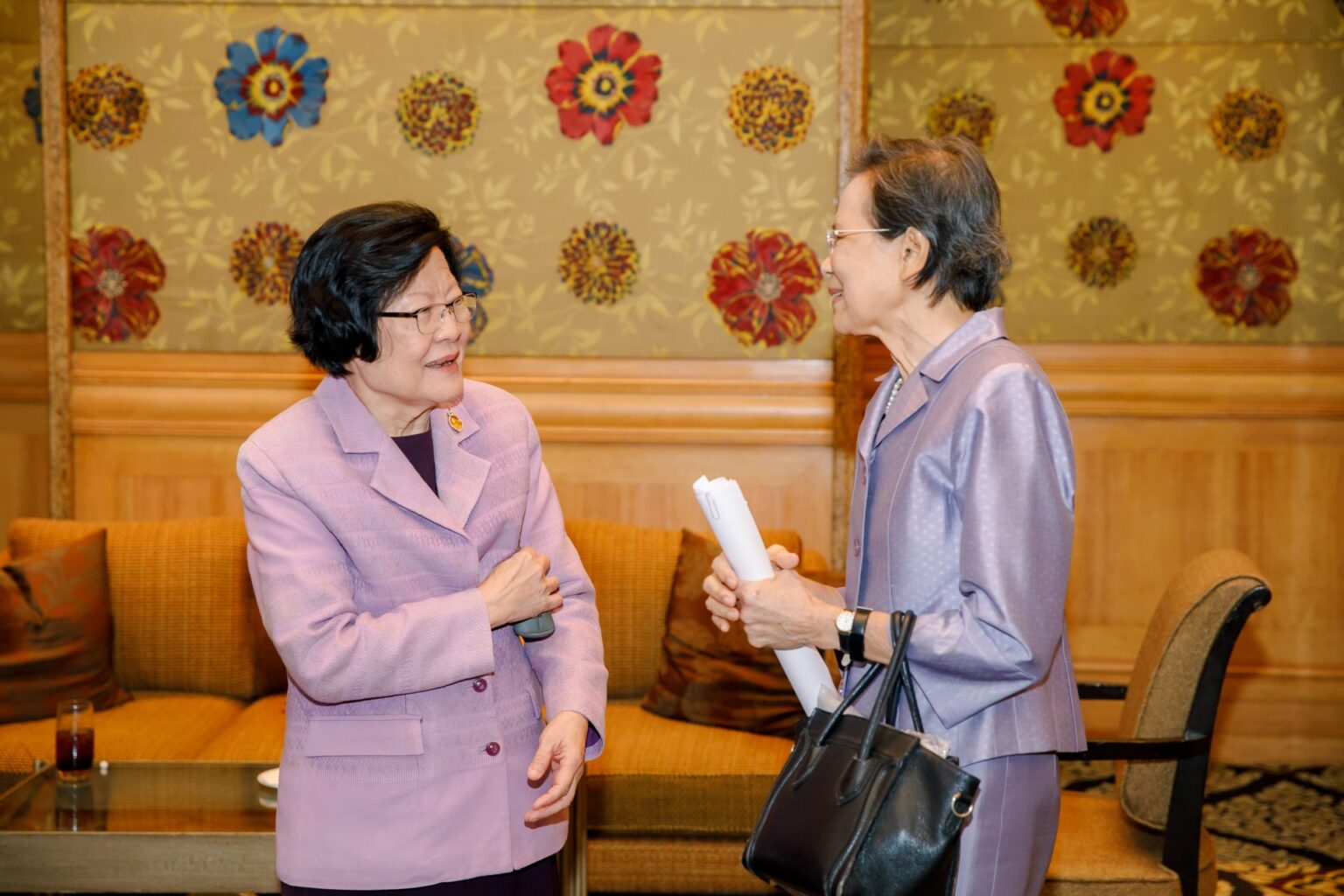 คุณอำมร